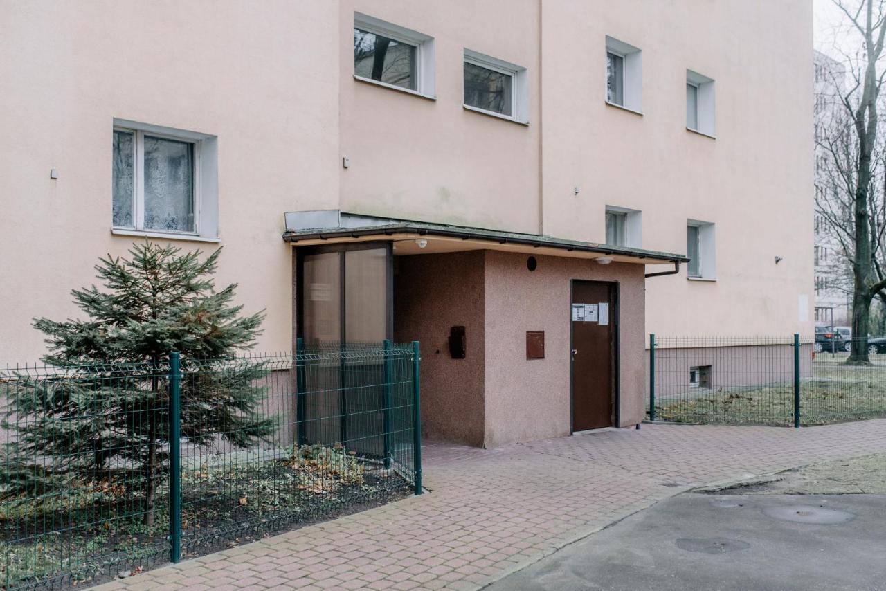 Apartel Metro Wierzbno Varsóvia Exterior foto